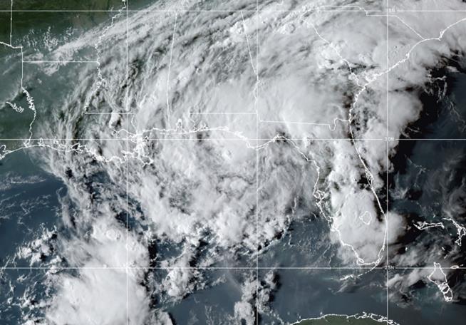 Tropical Storm Mindy Makes Landfall in Florida