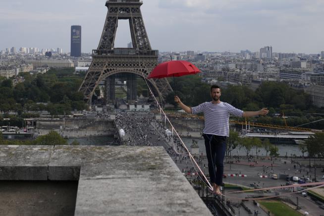 Man's High-Wire Act Starts at Eiffel Tower, Ends Across Seine