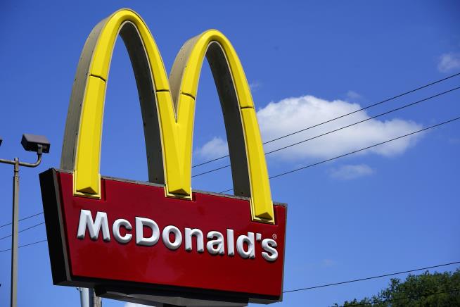 McDonald's Worker Saves the Day for Man in Diabetic Shock