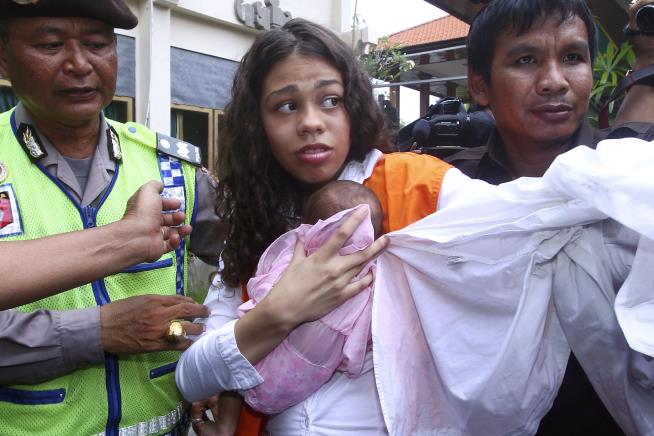 Bali 'Suitcase Killer' Returns to US, Gets Arrested