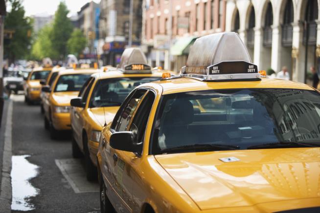 After 14-Day Hunger Strike, NYC Taxi Drivers Score a Win