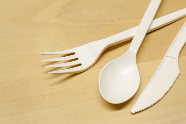 Diners Must Now Ask for Plastic Utensils in This City