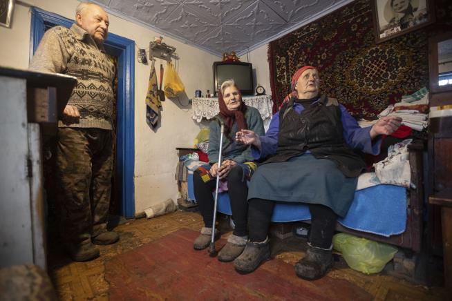 Ukrainian Villagers 'Wait for Death'