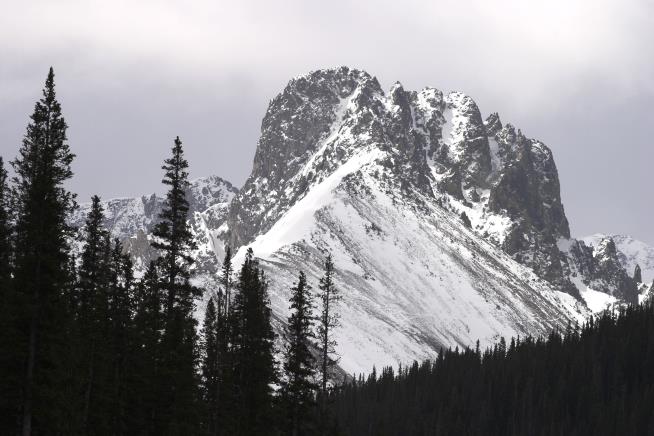 Colorado Skier Fatally Buried in Avalanche