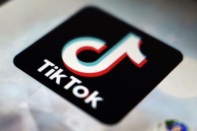 Moderator Sues TikTok Over 'Extreme' Videos She Watched