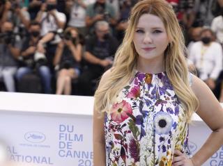 Abigail Breslin Has Nothing Nice to Say to Commenter Who Questioned Her Mask