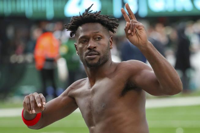 Antonio Brown: I Didn't Quit, I Was Fired for Injury