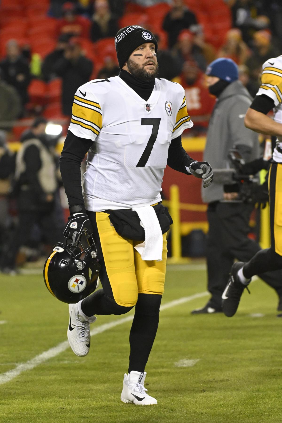 Ben Roethlisberger retires from the NFL after 18 seasons with the