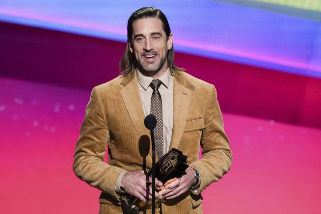 Aaron Rodgers Gushes Over Ex, Leaves 'Cryptic' Hints on IG