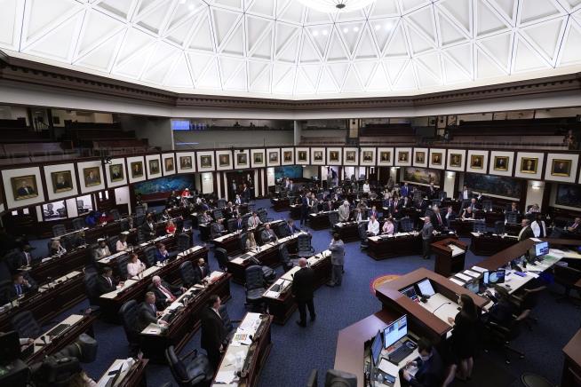 'Don't Say Gay' School Bill Clears Florida House