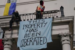 Squatters Occupy Oligarch's London Mansion