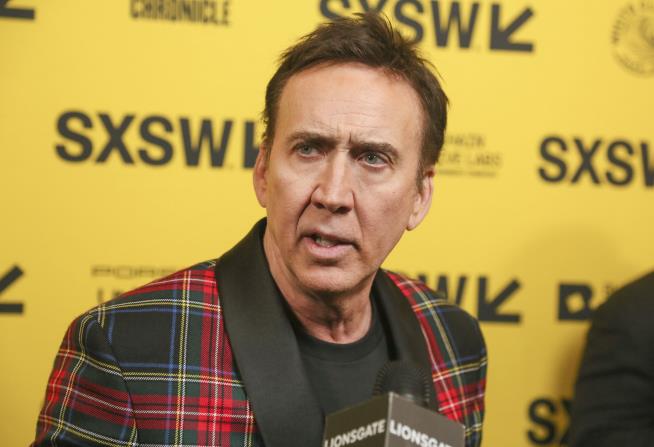 Nic Cage Talks About Debts, 2-Headed Snake