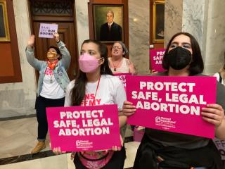 Kentucky Lawmakers Override Veto of Abortion Ban