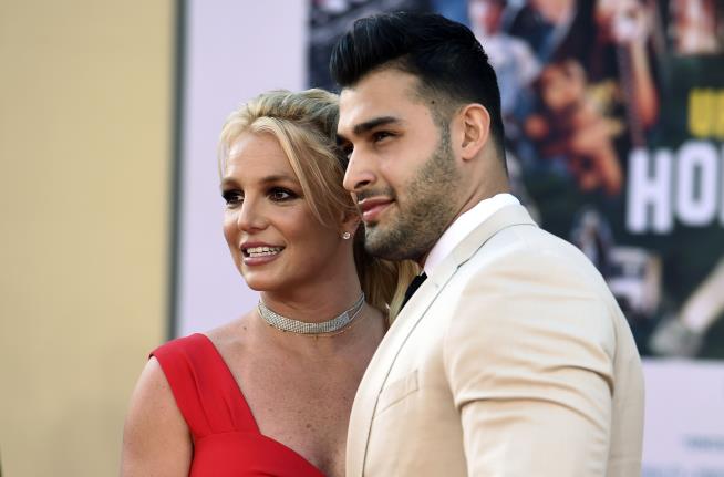 Britney Spears' Ex-Husband Crashes Her Wedding