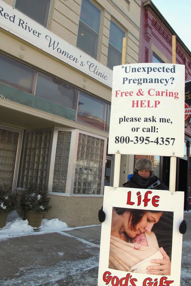 North Dakota Clinic Fights Abortion Ban