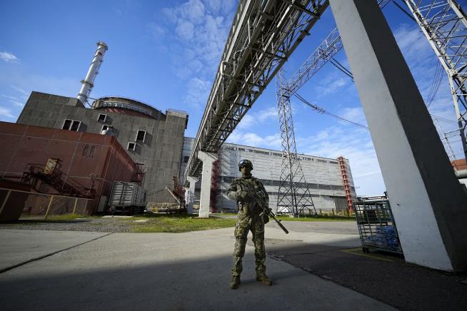 Russia's Hold on Nuclear Plant Stumps Ukraine