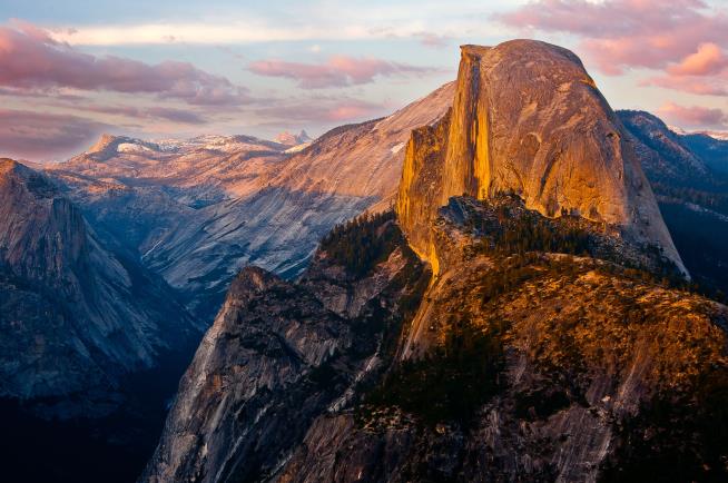 Climber Breaks Nearly Every Major Bone in Yosemite Fall, but Survives