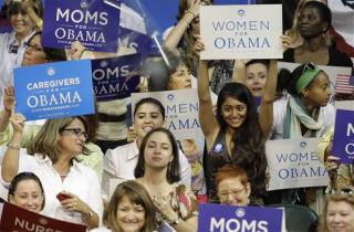 McCain Talks Economy as Women Break for Obama