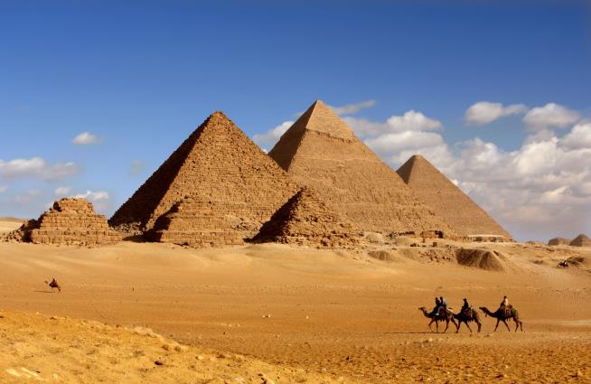 Research May Unlock Mystery of Pyramids' Construction