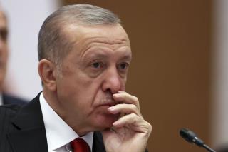 Turkish Leader Sues to Prove He Is Not a 'Sewer Rat'