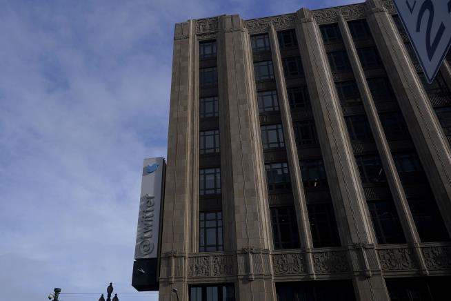 FTC Warns Twitter After Security, Privacy Executives Resign