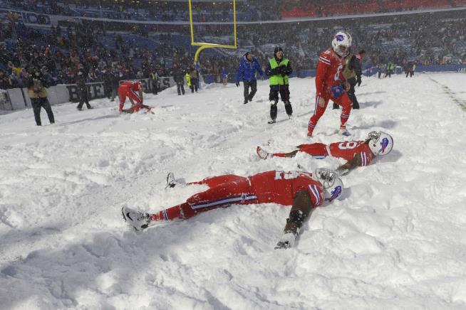 Sunday Forecast of Deep Snow Moves Bills Game
