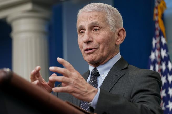 Fauci Delivers Final Briefing