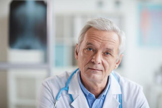 Should Competency Exams Be Required for Older Doctors?
