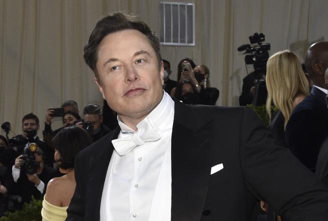 Elon Musk Loses 'World's Richest' Title