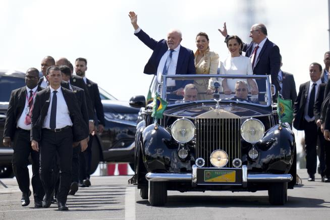 Brazil Welcomes New President, Promise of 'Democracy Forever'