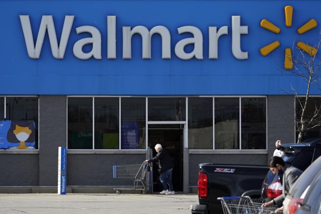 340K Walmart Workers Are Getting a Raise