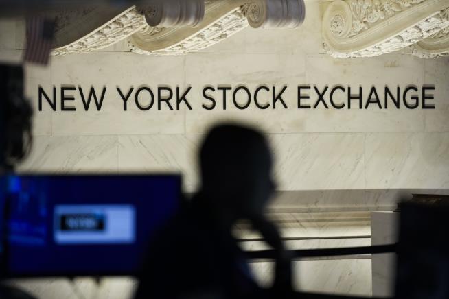 Stocks Rebound From Big Losses in 'Jekyll and Hyde' Market