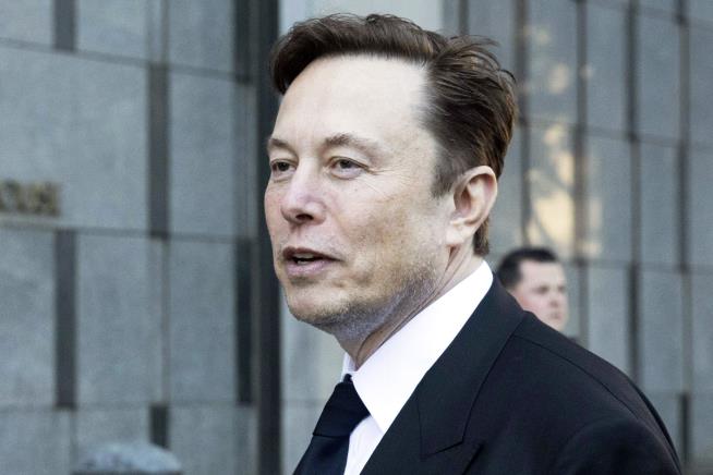 Musk Artificially Boosts His Own Tweets—to Uproar
