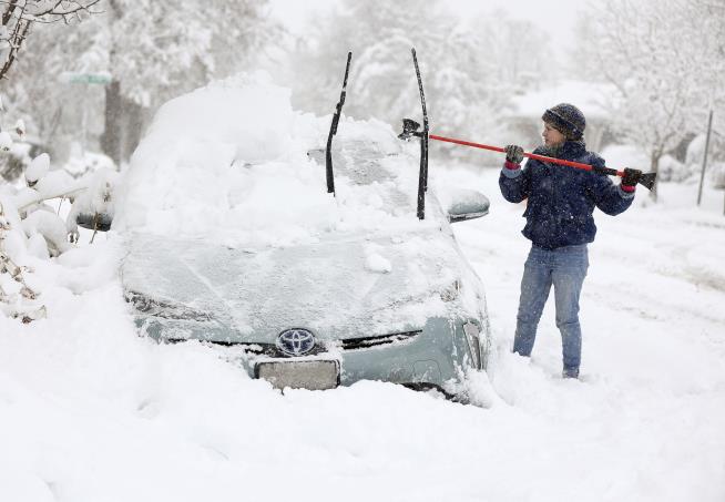 Widespread Storm Brings Snow, Winds, and Record Highs