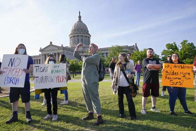 Oklahoma Supreme Court Overturns Part of State's Abortion Ban