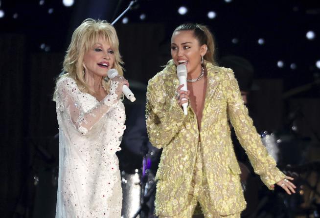 Miley Cyrus-Dolly Parton Duet 'Rainbowland' Not Allowed at School Concert