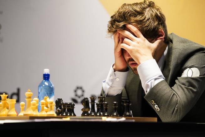 Blunder Ends Carlsen's Last Game as Chess Champ