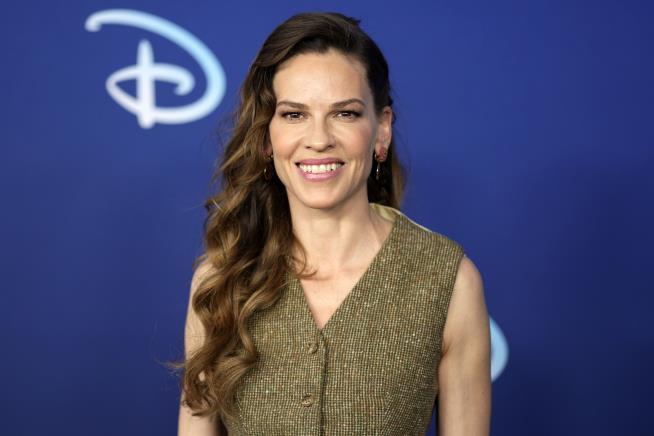 Hilary Swank Posts Easter Surprise