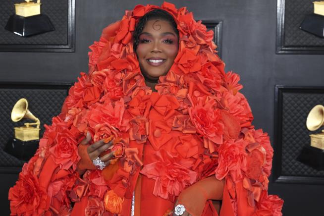 Lizzo Makes Drag Performers Welcome in Tennessee