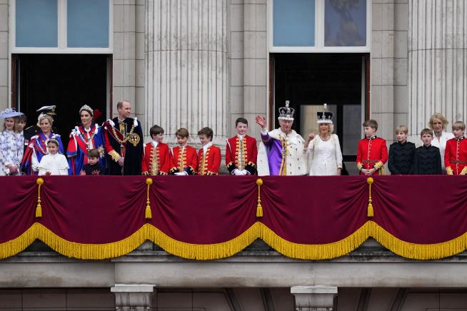 No Harry on Royal Balcony After Charles Gets His Crown
