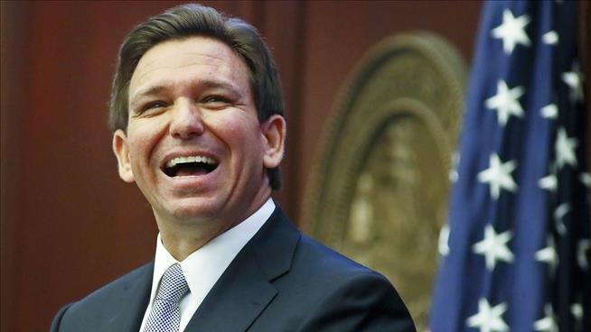 On DeSantis' Big Day, Twitter Goes Under the Microscope