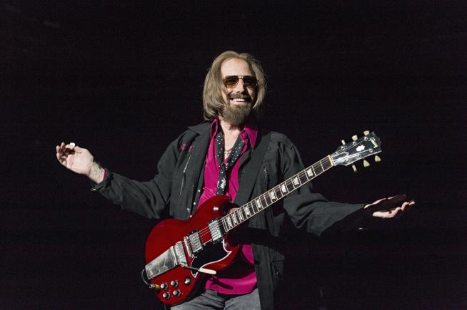 Family to Fans: Don’t Buy Tom Petty’s Clothes