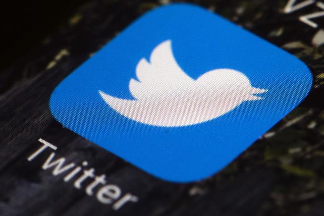 Twitter Owes Former Workers $500M in Severance: Suit
