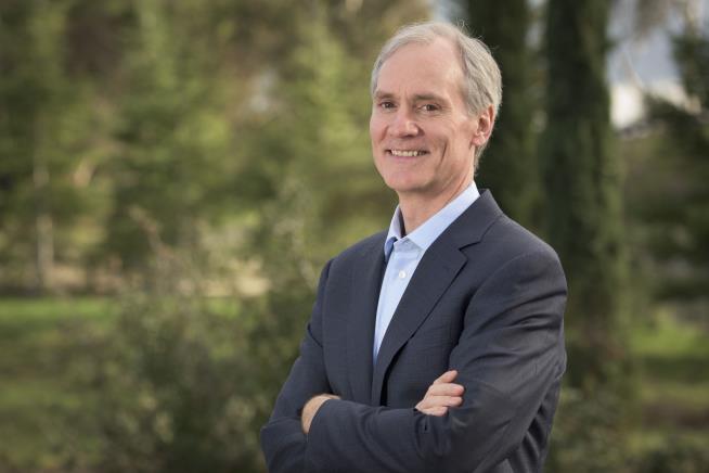 Stanford President Says He'll Quit, Retract Research
