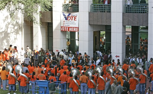 Florida Extends Early Voting Hours