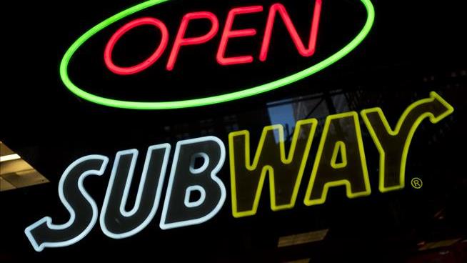 Thousands Volunteer to Change Their Name to Subway