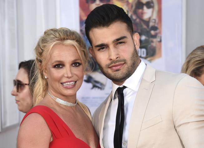 Sam Asghari Speaks Out After Filing to Divorce Britney