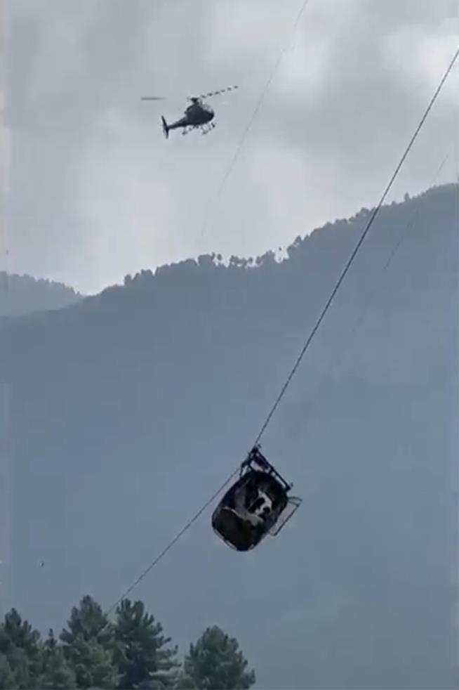 Pakistan Races to Save Kids Trapped in Dangling Cable Car