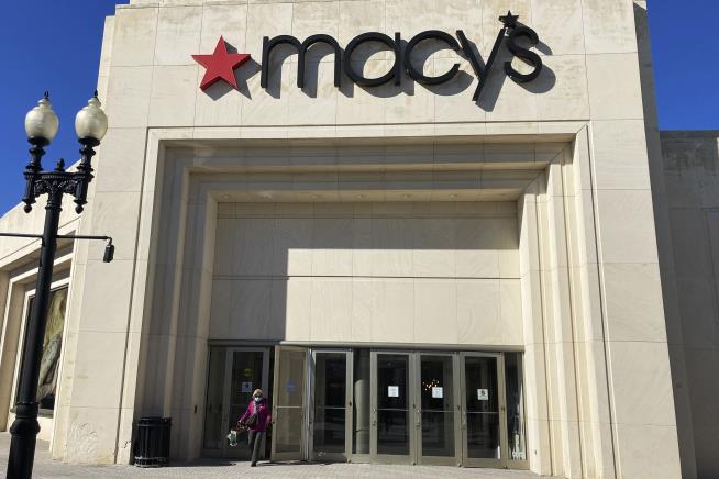 Macy's: Credit Card Delinquencies Are 'Accelerating'