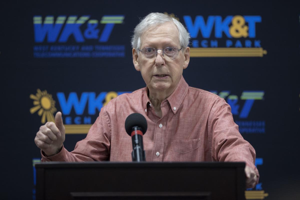 McConnell Freezes Up a Second Time While Addressing Reporters - The New  York Times